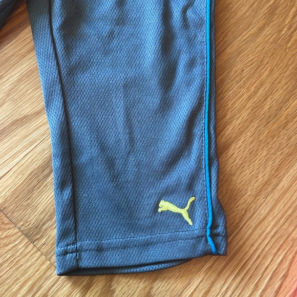 Two size 18th puma outfits. Very good used condition - Picture 5 of 5